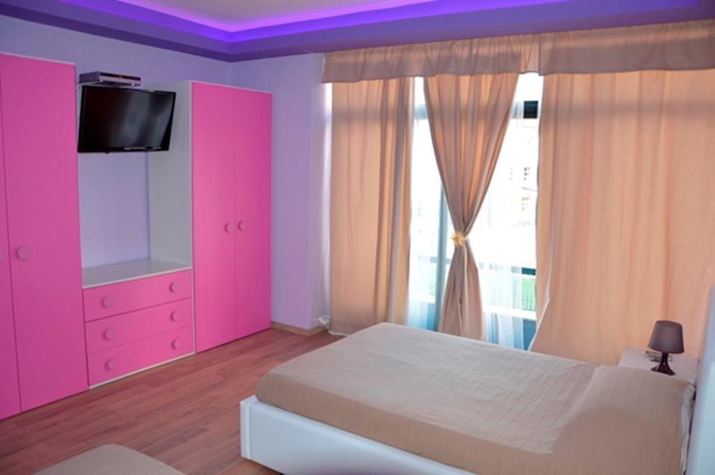 B&B Tirana Smile Room photo